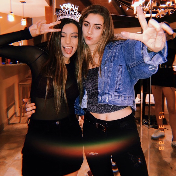 Meet your Posher, Isabella - Picture 3 of 8